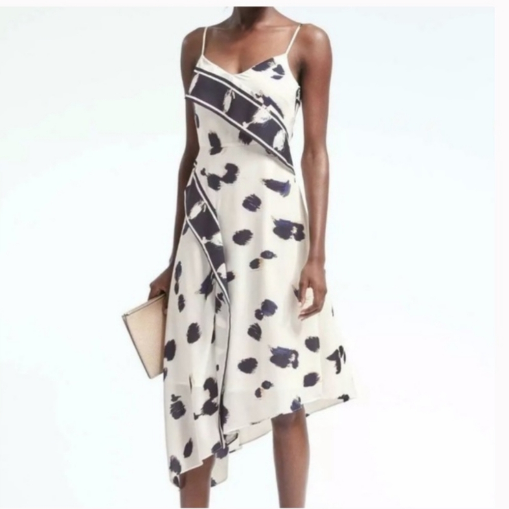 Banana Republic Asymmetrical